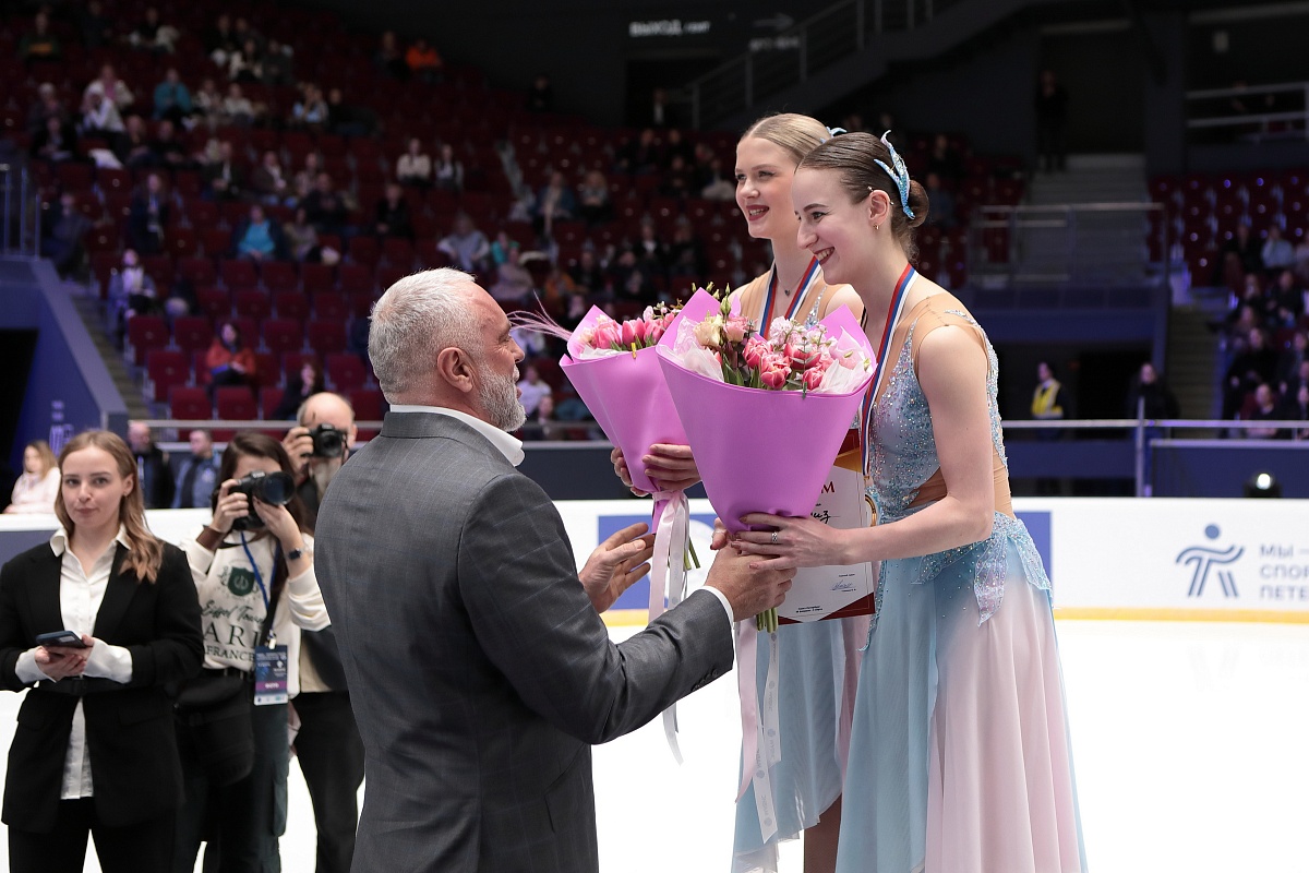 ИСГ «МАВИС» стала генеральным спонсором Чемпионата России по синхронному катанию на коньках
